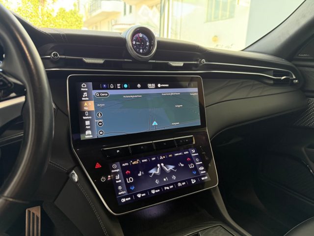 MASERATI Grecale usata, con Touch screen