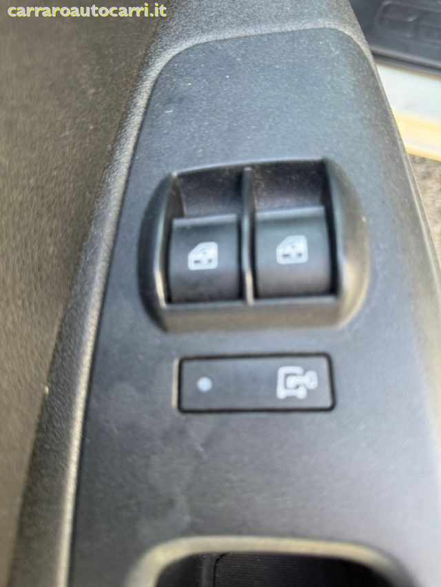 FIAT Doblo usata, con USB