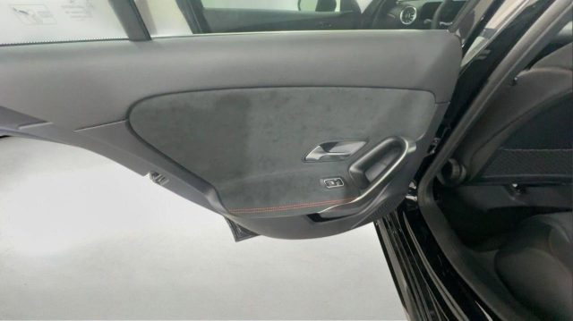MERCEDES-BENZ A 250 usata, con Volante in pelle