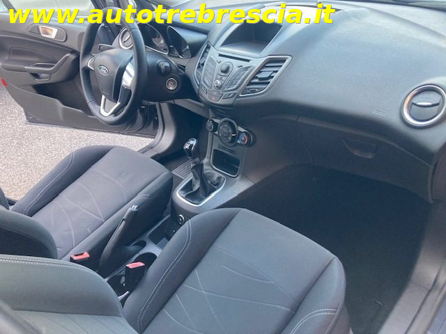 FORD Fiesta usata, con ESP
