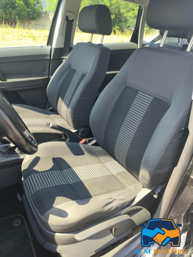 VOLKSWAGEN Polo usata, con Sedile posteriore sdoppiato
