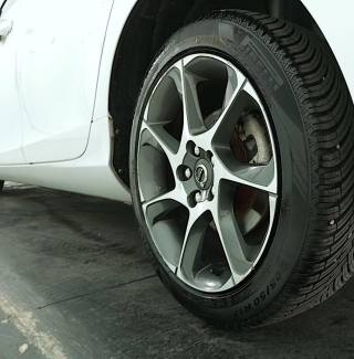 VOLVO V40 usata, con Start/Stop Automatico