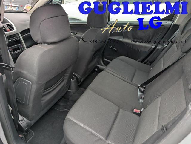 PEUGEOT 207 usata, con Climatizzatore automatico, 2 zone