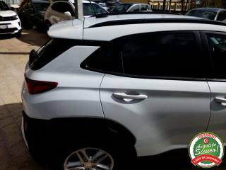 HYUNDAI Kona usata, con Hill holder