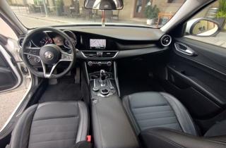 ALFA ROMEO Giulia usata, con Servosterzo