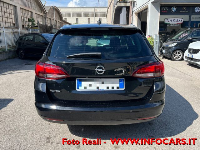 OPEL Astra usata, con Climatizzatore