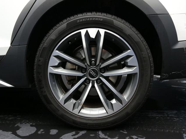 AUDI A4 usata, con Autoradio