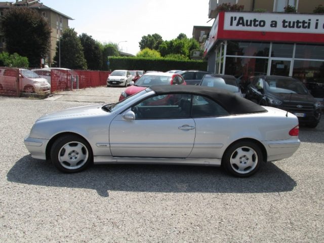 MERCEDES-BENZ CLK 200 usata 72