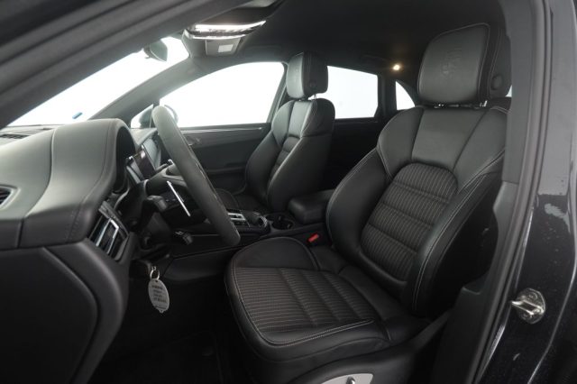 PORSCHE Macan usata 8