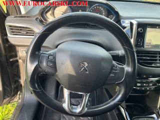 PEUGEOT 2008 usata, con Cruise Control