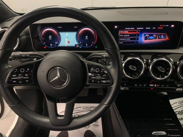 MERCEDES-BENZ A 180 usata, con Vetri oscurati