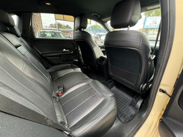 MERCEDES-BENZ B 180 usata, con Fendinebbia
