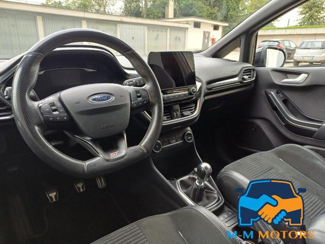 FORD Fiesta usata, con Controllo automatico clima