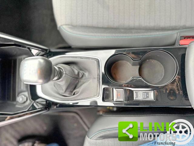 PEUGEOT 208 usata, con Autoradio digitale