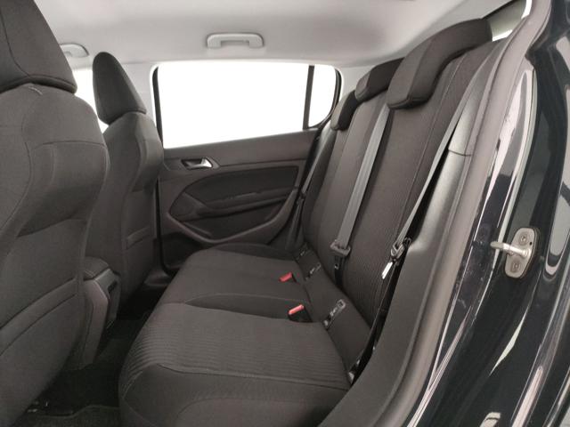 PEUGEOT 308 usata, con Park Distance Control