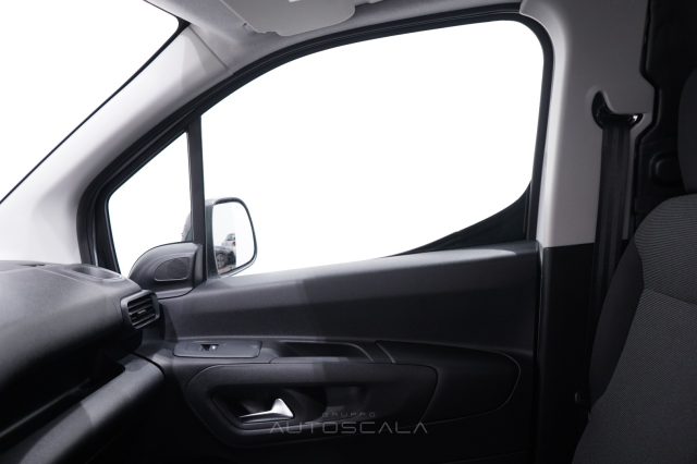 OPEL Combo usata 18