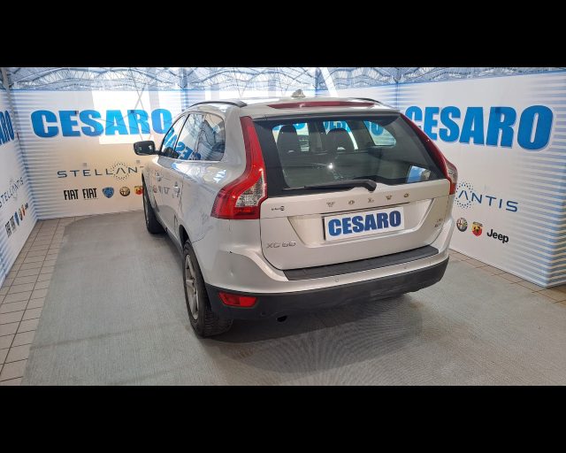 VOLVO XC60 usata, con Airbag laterali