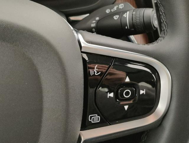 VOLVO XC60 usata, con Sedili riscaldati