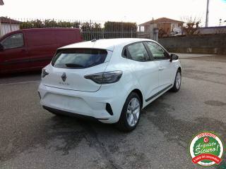 RENAULT Clio usata, con Autoradio