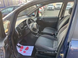 OPEL Zafira usata, con Specchietti laterali elettrici