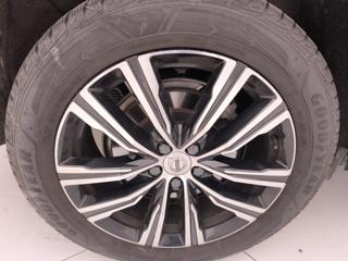 VOLVO XC60 usata, con Sedile posteriore sdoppiato
