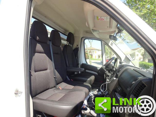 PEUGEOT Boxer usata, con Volante multifunzione