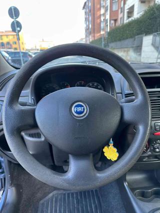 FIAT Punto usata 10
