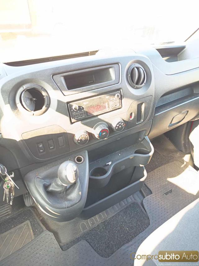 RENAULT Master usata 12
