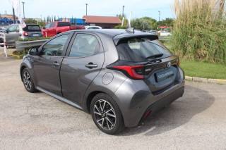 TOYOTA Yaris usata 23