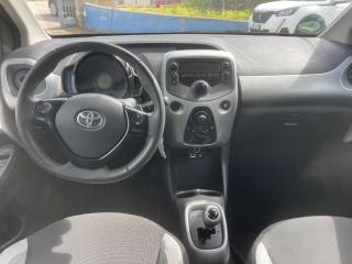 TOYOTA Aygo usata 14