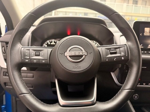 NISSAN Qashqai usata, con Lettore CD