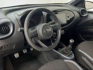 TOYOTA Aygo X usata, con Park Distance Control