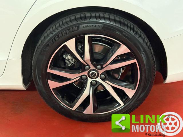 VOLVO V60 usata, con Autoradio digitale