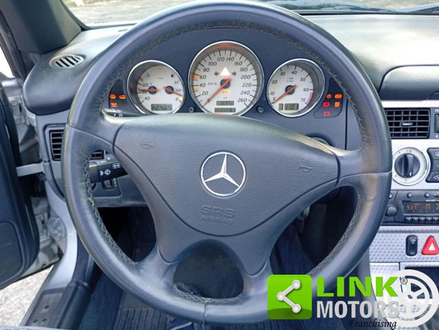 MERCEDES-BENZ SLK 200 usata, con Cronologia tagliandi