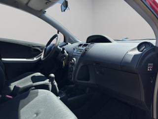 TOYOTA Yaris usata, con Servosterzo