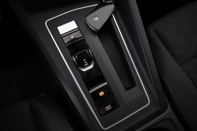 VOLKSWAGEN Golf usata 11
