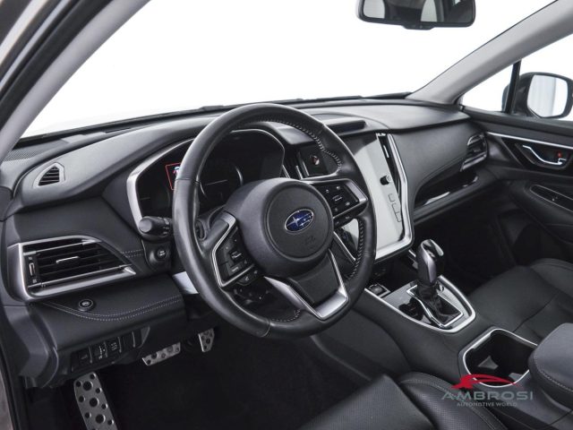 SUBARU OUTBACK usata 7