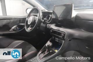 TOYOTA Yaris usata 13