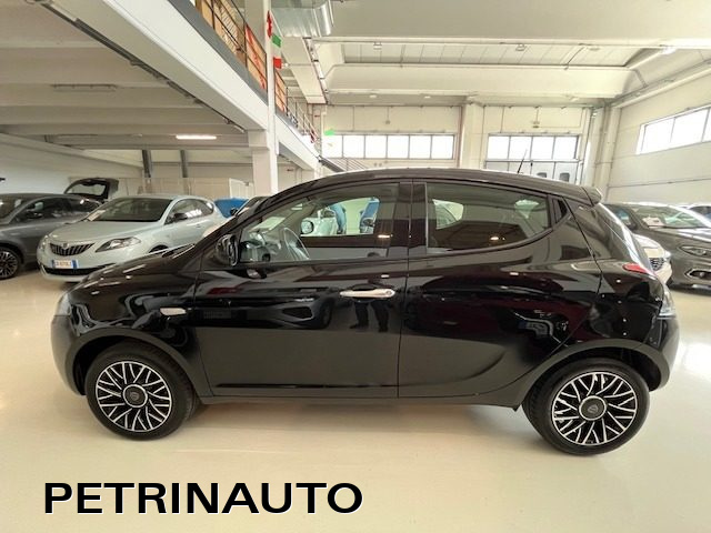 LANCIA Ypsilon usata, con Autoradio