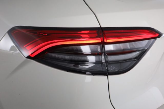 MASERATI Levante usata 9