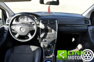 MERCEDES-BENZ B 180 usata, con Sedile posteriore sdoppiato