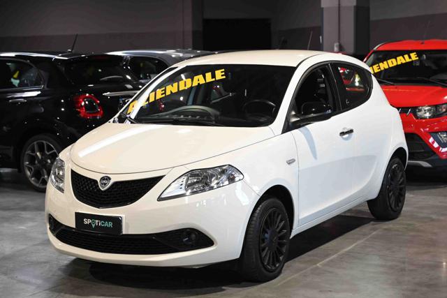 LANCIA Ypsilon usata, con ABS
