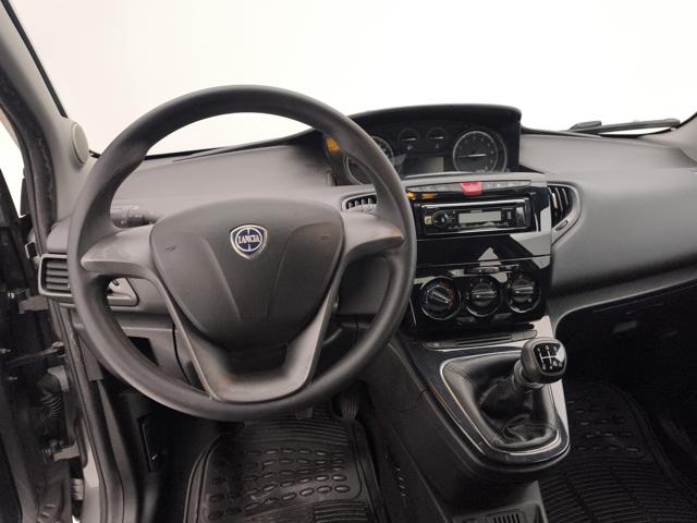LANCIA Ypsilon usata, con Lettore CD