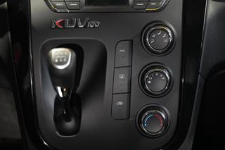 MAHINDRA KUV100 usata, con Volante multifunzione