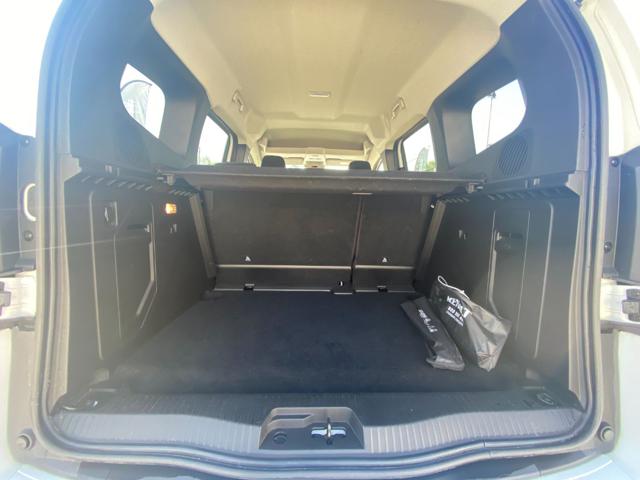 RENAULT Kangoo usata 21