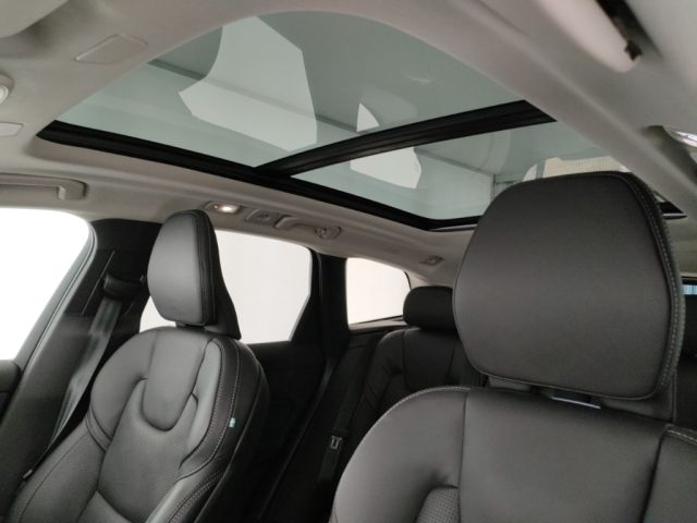 VOLVO XC60 usata, con Tettuccio apribile