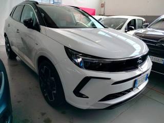 OPEL Grandland usata, con Autoradio