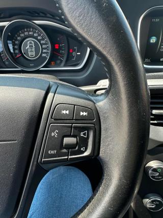 VOLVO V40 usata, con Volante multifunzione