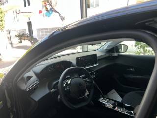 PEUGEOT 208 usata 56
