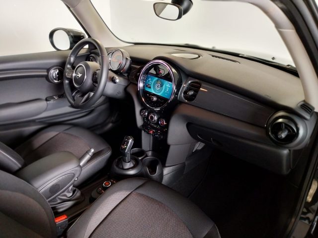 MINI One usata, con Fari LED